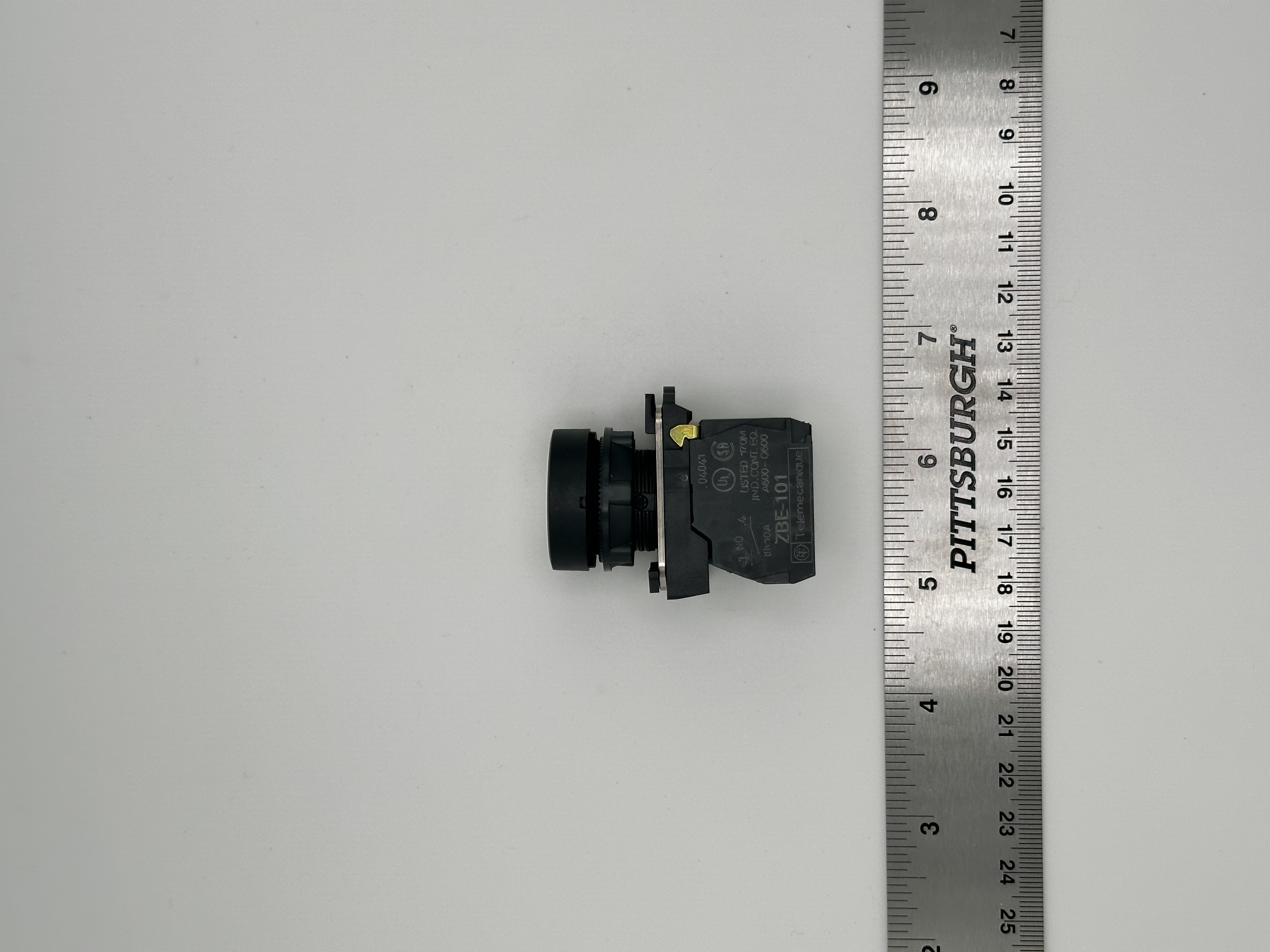 product Push Button White w/Contact Grainger
